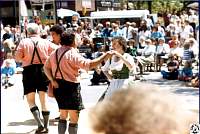 1980 04 20 01 Fayetteville St Mall.jpg